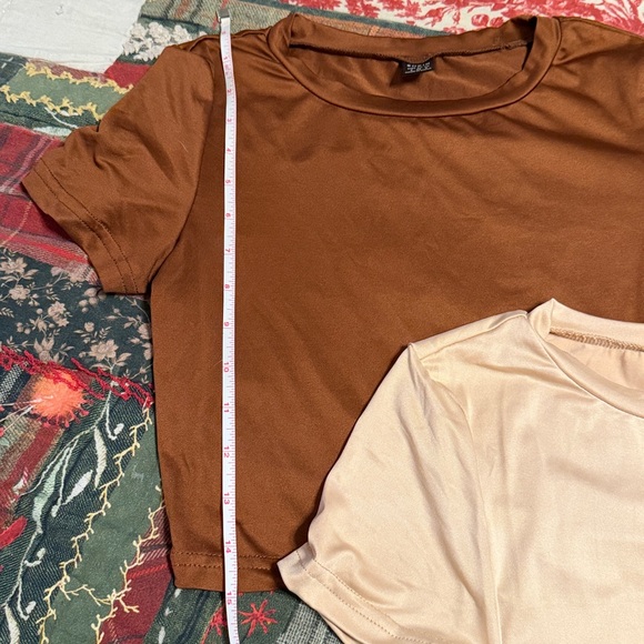 SHEIN Brown and Cream Short Sleeve Crop Tops (2-Pack) - Picture 2 of 6